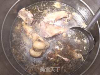 Mellow Beef and Sour Noodle Soup-guiyang, Guizhou. Kaixinbaogu recipe