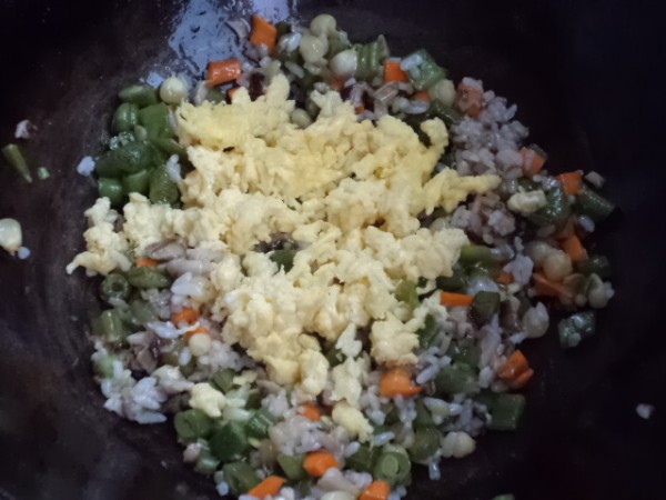 Fried Rice with Beans recipe