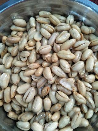 Alcoholic Peanuts recipe