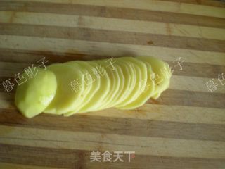 Stir-fried Potato Shreds with Leeks recipe