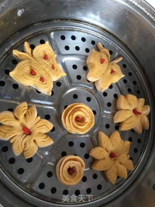 Dielianhua-pumpkin Flower Roll recipe