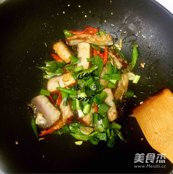 Stir-fried Cured Fish recipe