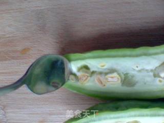 Stir-fried Bitter Gourd with Pickles recipe