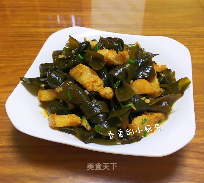 Braised Pork Belly with Seaweed