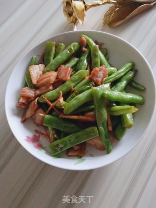 Stir-fried Pork with String Beans recipe