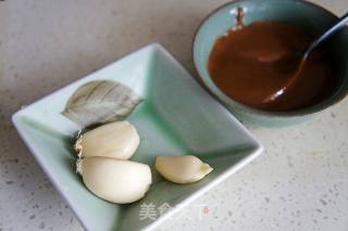Stir-fried Squash with Sesame Sauce recipe