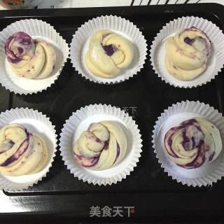 Purple Sweet Potato Bread Roll recipe