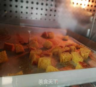 Bread Strawberry Salad recipe