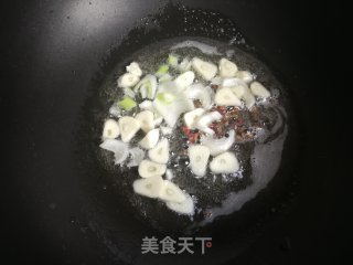 Stir-fried Malan Head with Spicy Sauce recipe