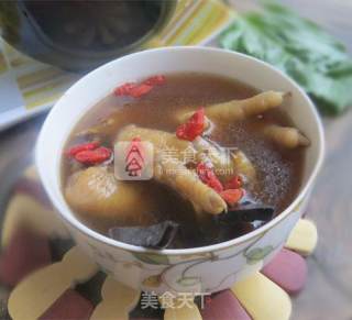 Three Highs, What to Eat-ganoderma Lucidum and Wolfberry Chicken Feet Soup recipe