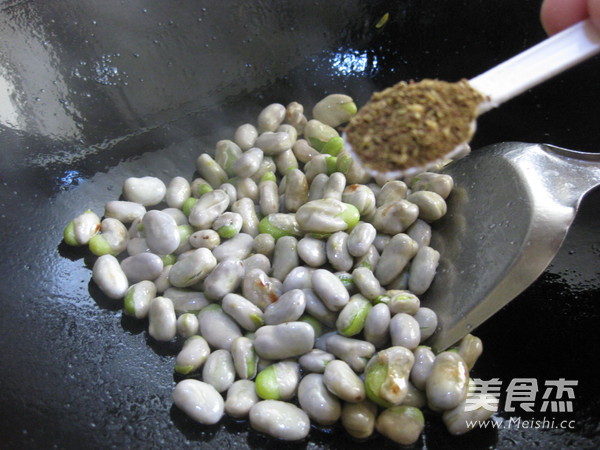 Spicy Broad Beans recipe