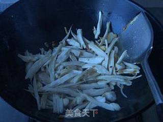 Stir-fried Beef Tendon with Eryngii Mushroom recipe