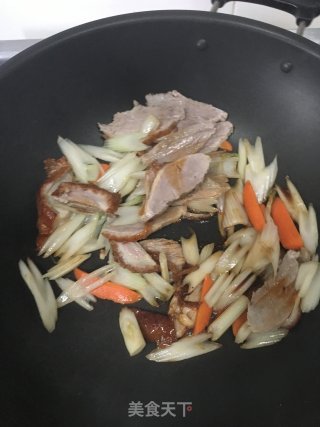 Roast Duck with Celery recipe