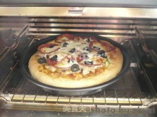 Italian Salami Pizza recipe