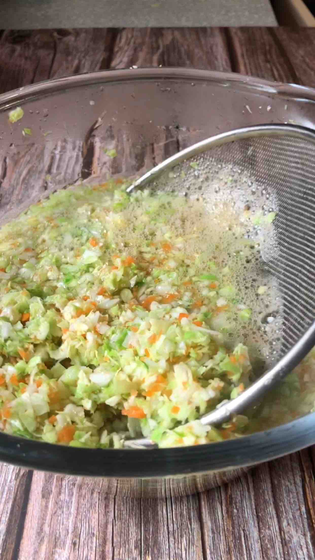 Thin Skin Cabbage Dumplings recipe