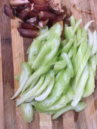 Stir-fried Celery with Bacon recipe