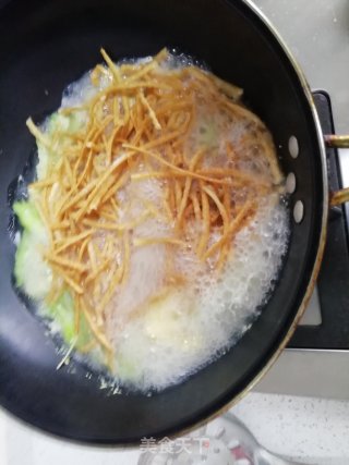 Sesame Oil and Loofah Soup recipe