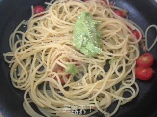 Pasta with Avocado recipe