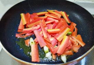 Stir-fried Steak with Green Peppers and Carrots recipe