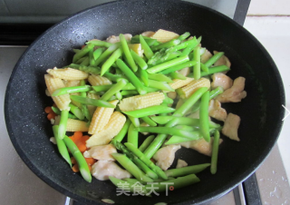 Fried Chicken with Double Bamboo Shoots recipe