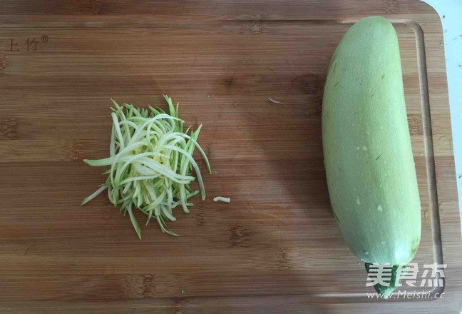 Zucchini with Sesame Sauce recipe