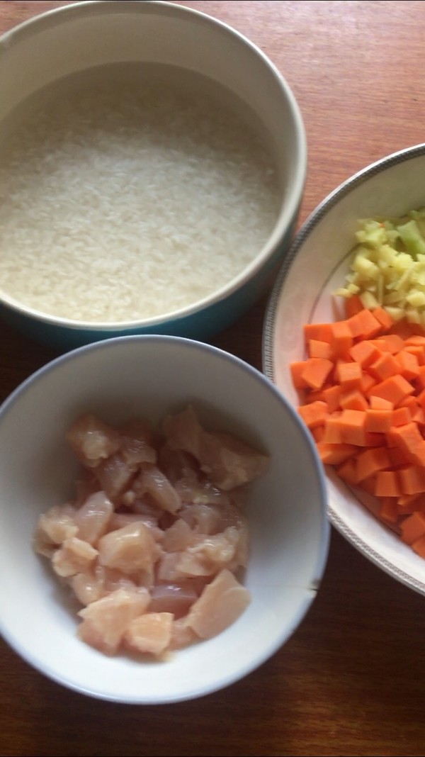 Cooked Rice with Three Vegetables Diced Pork recipe