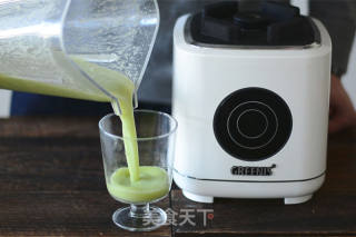 Refreshing Celery Cucumber Pineapple Juice recipe