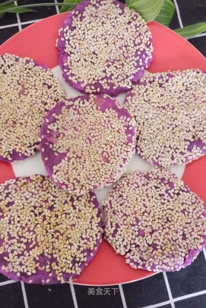 Creamy Sesame Purple Potato Cake recipe