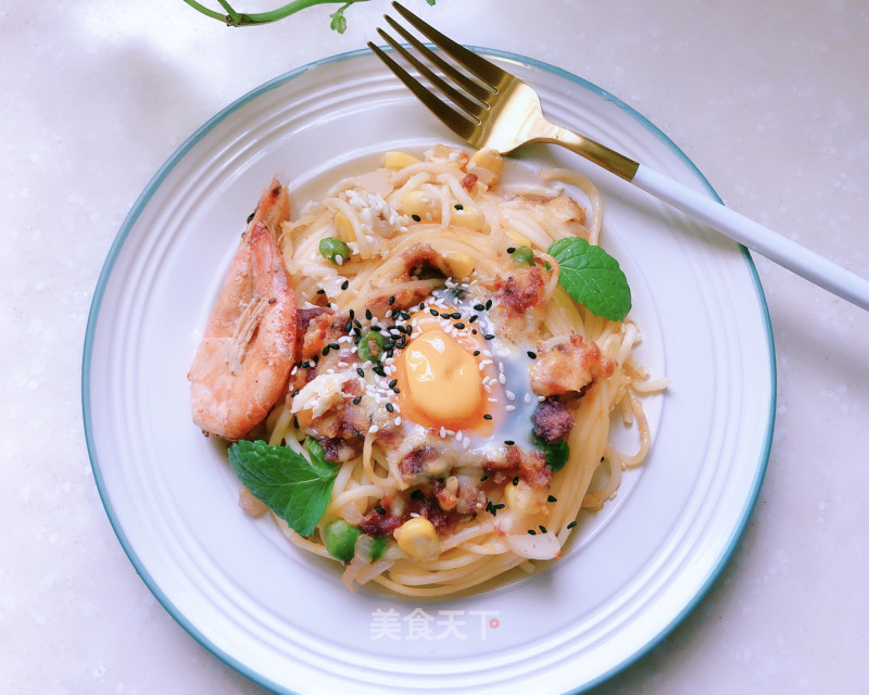 Bird's Nest Pasta Baked Egg recipe