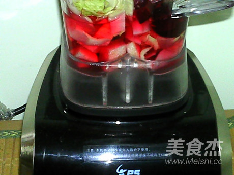 Cabbage Beetroot Pear Drink recipe