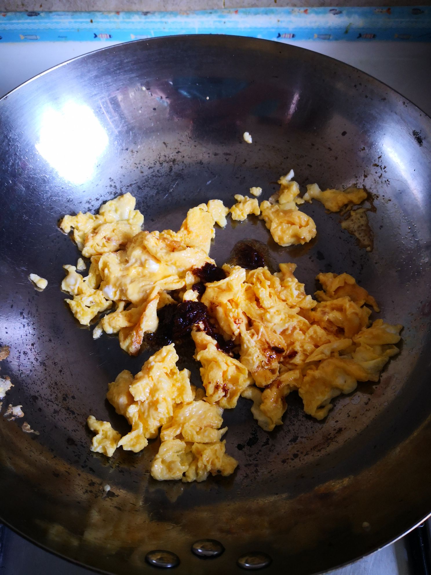 Scrambled Eggs with Shrimp Paste recipe