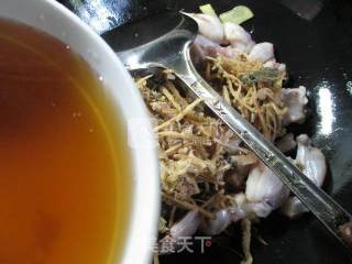 Boiled Bullfrog with Bamboo Shoots and Dried Vegetables recipe