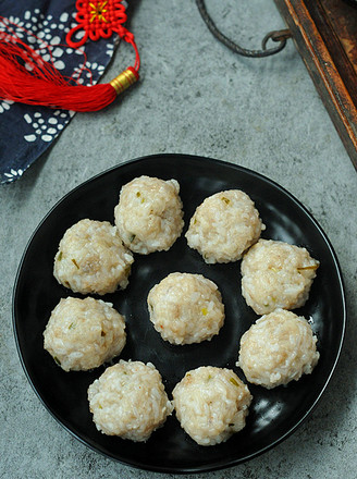 Glutinous Rice and Lotus Root Meatballs