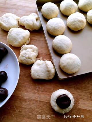 #新良第一节烤大赛# Bean Paste Petal Bread recipe