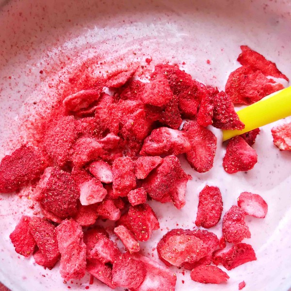 Strawberry Yogurt Ice Cream recipe