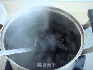 Pork Knuckle and Sea Cucumber recipe