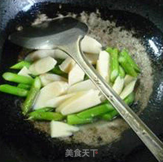 Fried Double Bamboo Shoots recipe