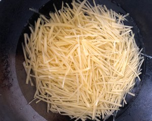 Homemade Hot and Sour Potato Shreds recipe