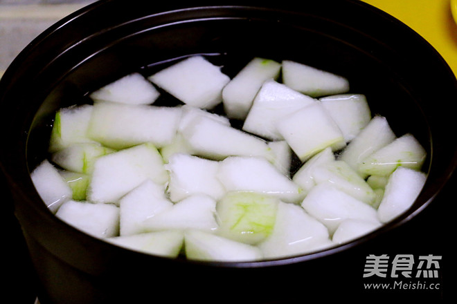 Beef Balls and Winter Melon Soup recipe