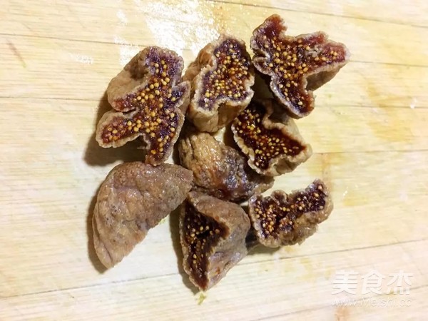 Dried Fig Dumplings recipe