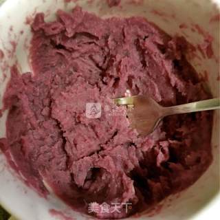 Purple Sweet Potato Banana Roll recipe