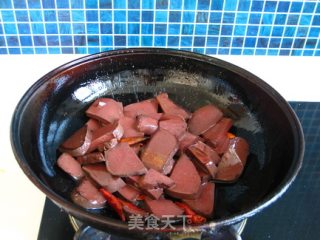Stir-fried Pork Blood with Chili recipe