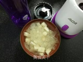#the 4th Baking Contest and is Love to Eat Festival# Snow Pear White Fungus Soup recipe