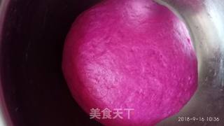 Meringue Moon Cakes recipe