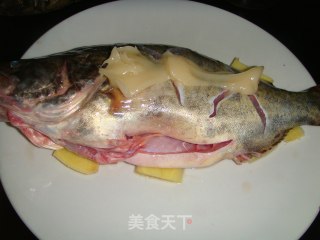 Steamed Mandarin Fish recipe