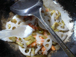 Fried Lotus Root with Mustard and Shrimp recipe