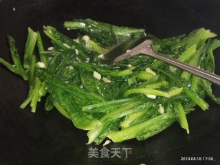 Garlic Oil Lettuce recipe