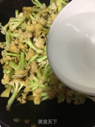 Stir-fried Cauliflower with Tofu in Oil recipe