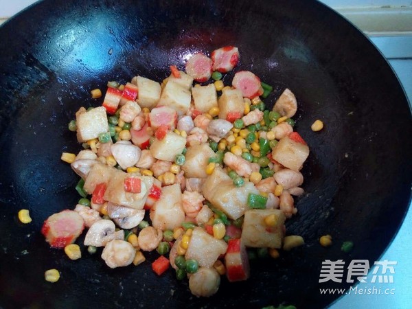 Seafood Fried Rice Cake recipe