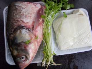 Calcium for Improving Eyesight---------fish Head Tofu and Wolfberry Soup recipe